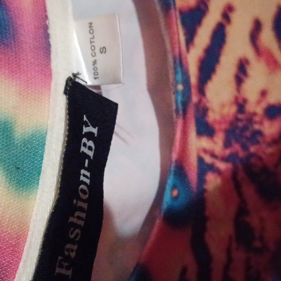 5 For $20 Rainbow tie dye trippy tiger long sleeve crewneck sweater - Picture 3 of 5